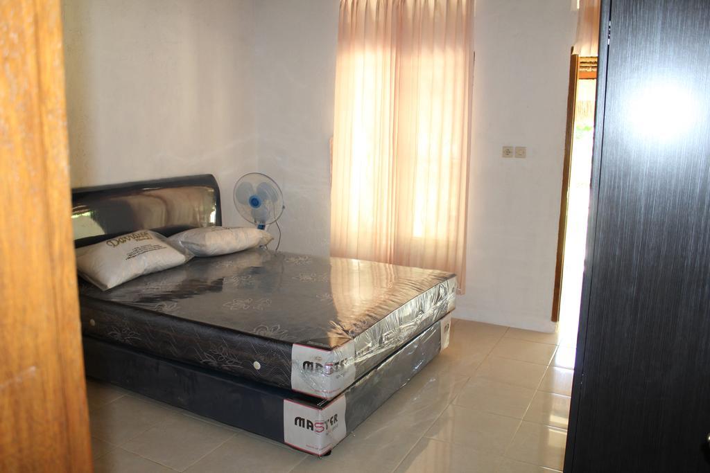 Serah'S Homestay Kuta  Esterno foto
